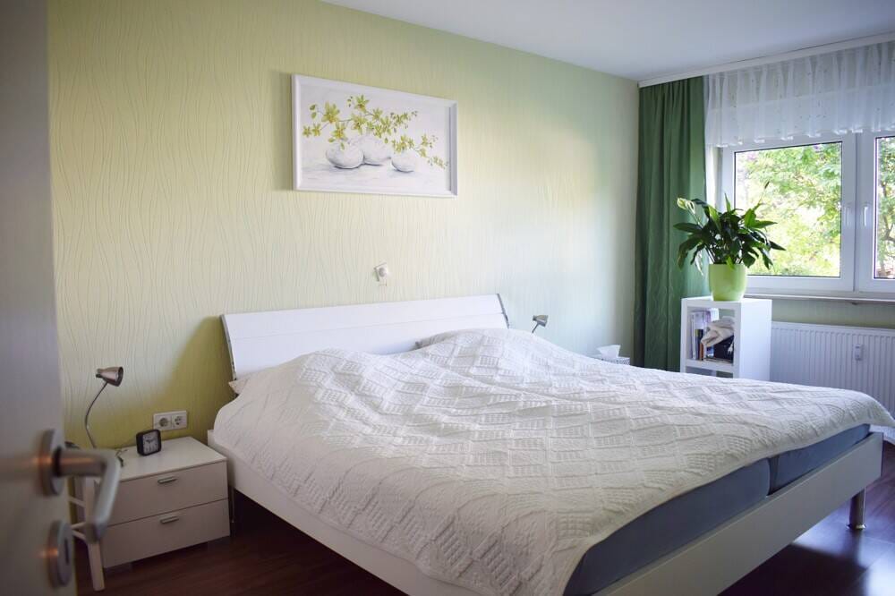 Immobilie in Neulingen - "Charmante 2-Zimmer-Wohnung im Hochparterre mit Balkon und Garage" - Bild 2