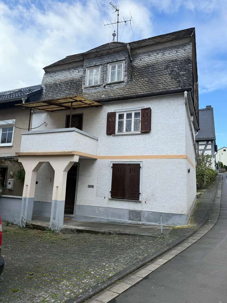 Immobilie in Runkel - zwei leerstehende Häuser-ideal für Handwerker - Bild 0