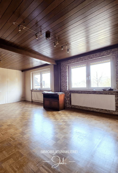 Immobilie in Gemünden am Main - Charmantes Einfamilienhaus in zentraler Lage mit Potenzial - Bild 3