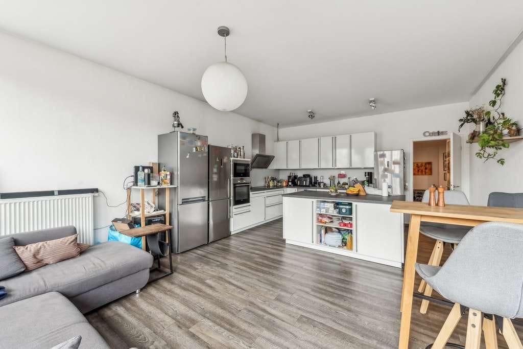 Immobilie in Ludwigsburg - Hohe Vermietbarkeit in gefragter Lage – Sanierte 7-Zimmer-Wohnung als attraktive Kapitalanlage - Bild 0