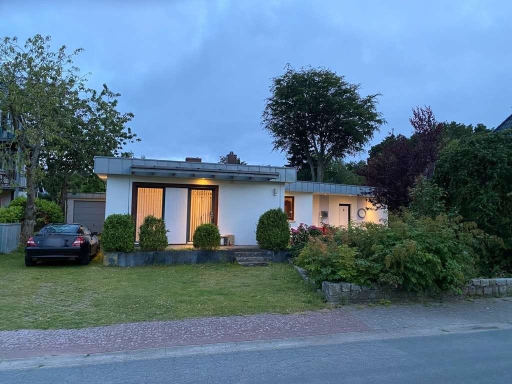 Immobilie in Wyk auf Föhr - Zwischen Nordseeluft, Geborgenheit und urbaner Inselnähe – hochwertiger Bungalow - Bild 2