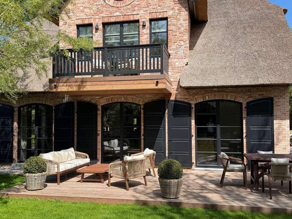 Immobilie in Ahrenshoop - Meeresrauschen inklusive: TRAUMHAUS in erster Reihe von Ahrenshoop - Bild 2