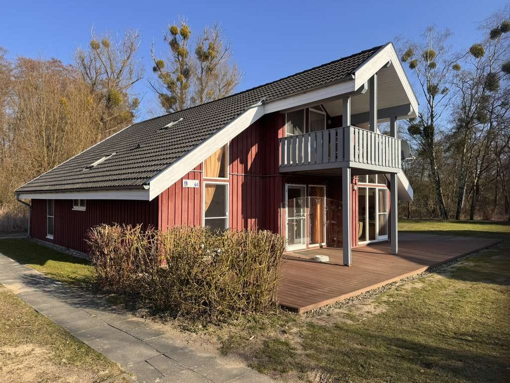 Immobilie in Rechlin - Ferienhaus in wunderschöner Lage am Wasser - Bild 3