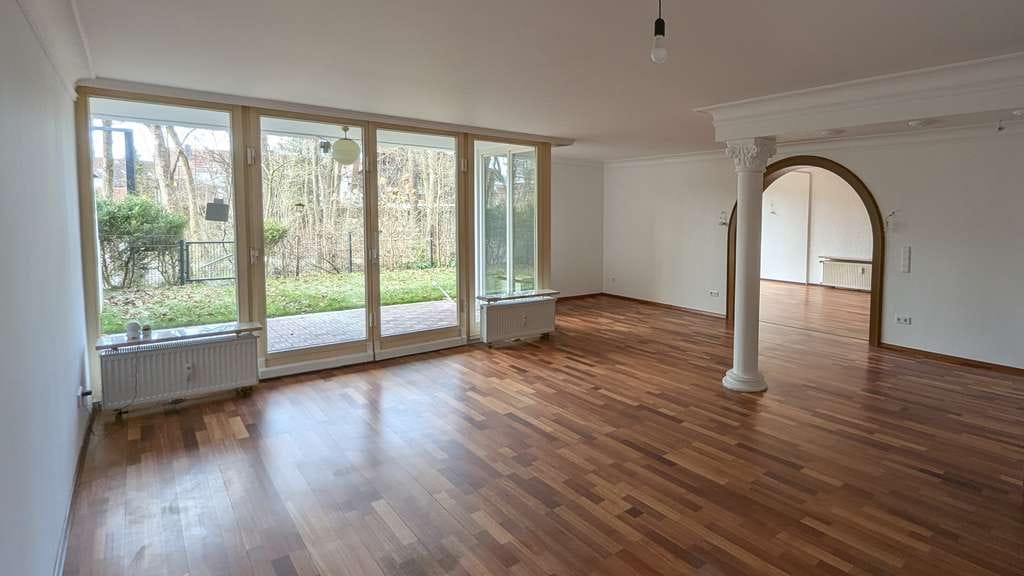 Immobilie in Eching - Einziehen & wohlfühlen - besondere Erdgeschosswohnung mit Parkanbindung in Eching - Bild 0