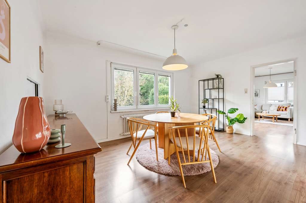 Immobilie in Bönnigheim - Charmantes Einfamilienhaus mit großem Garten und vielseitigen Nutzungsmöglichkeiten - Bild 4