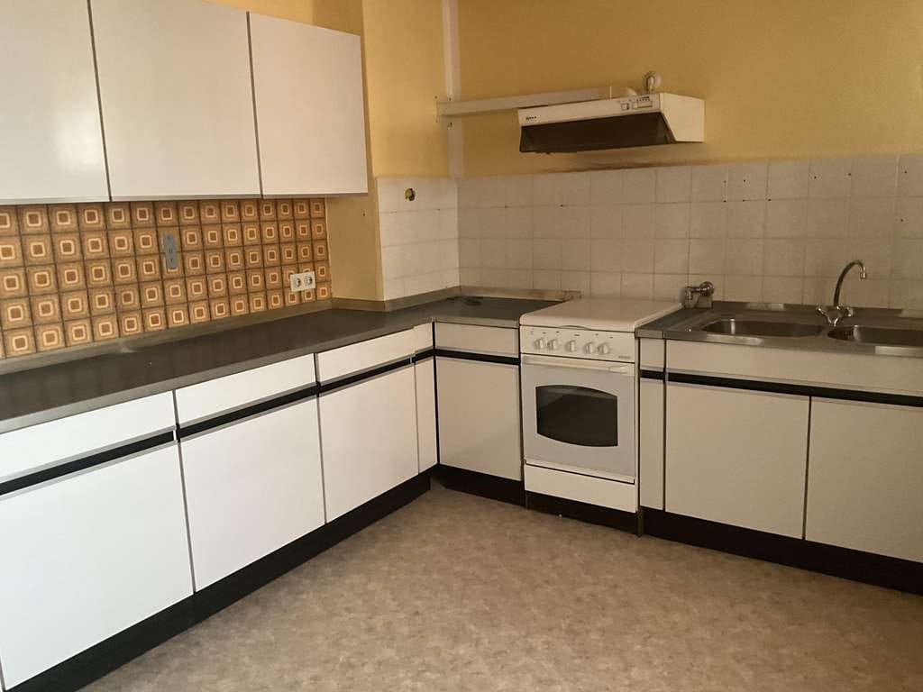 Immobilie in Lübeck - St. Jürgen: Sanierungsbedürftiges Reihenmittelhaus in historischer Wohnsiedlung - Bild 3