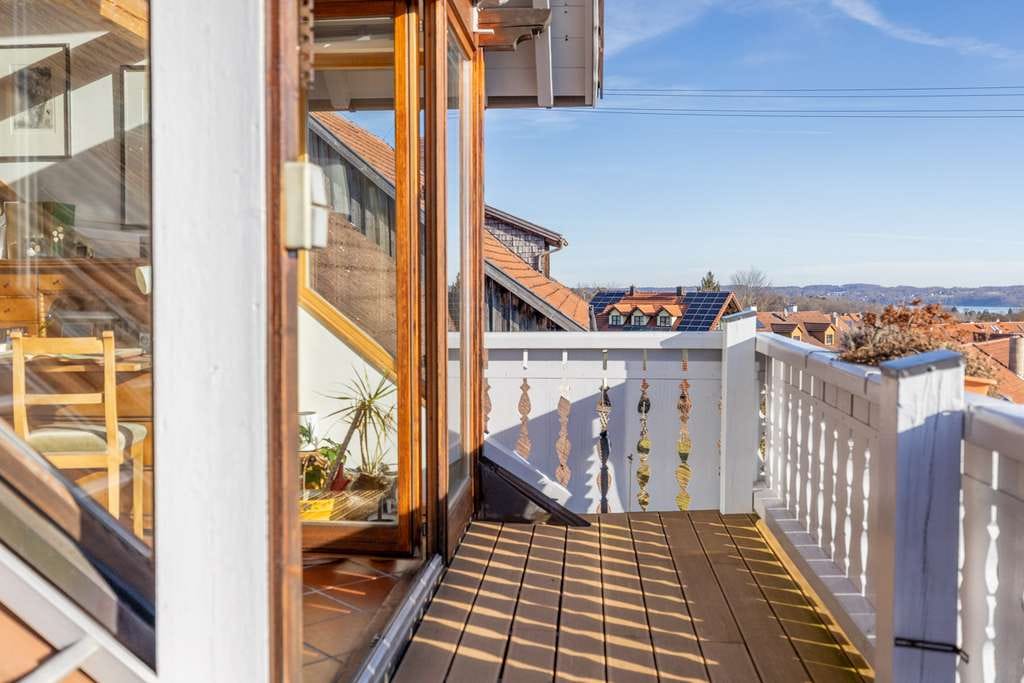 Immobilie in Schondorf am Ammersee - Wohnen über dem See – Charmante Maisonettewohnung mit Alpenpanorama - Bild 4