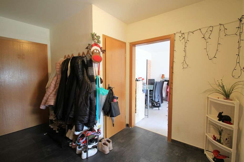 Immobilie in Thannhausen - 2-ZKB Erdgeschosswohnung in schöner Ortsrandlage - Bild 2