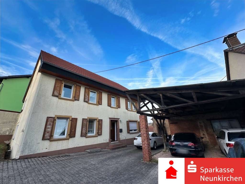 Immobilie in Merchweiler - Großzügiges Einfamilienhaus mit Potenzial - Bild 0