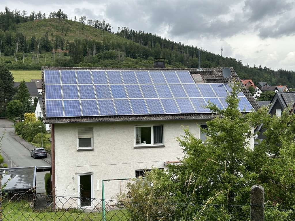 Immobilie in Marsberg - Vollvermietetes Zweifamilienhaus in Beringhausen - Bild 3