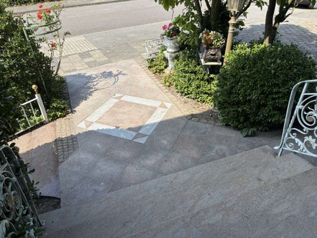 Immobilie in Everswinkel - Großzügiges Zweifamilienhaus mit 2 Garagen, 629 m² Grundstück in bevorzugter Wohnlage.. - Bild 3