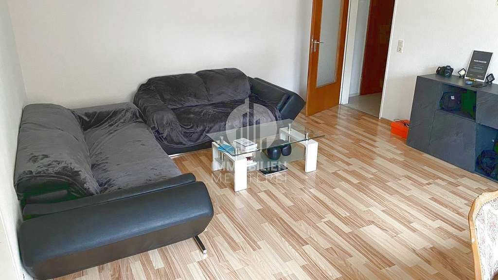 Immobilie in Rohrdorf - Lichtdurchflutete 2-Zimmer-Wohnung mit Balkon und Tiefgaragenstellplatz - Bild 2