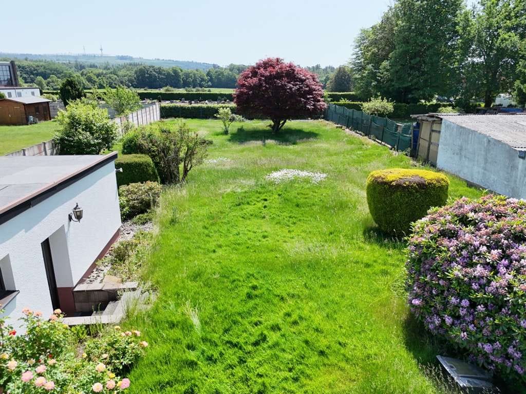 Immobilie in Ransbach-Baumbach - Einfamilienhaus mit Einliegerwohnung/Büro auf schönem Grundstück - Bild 5