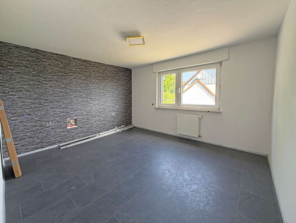 Immobilie in Haibach - Renovierungsbedürftiges 3-Familienhaus in top Lage! - Bild 2