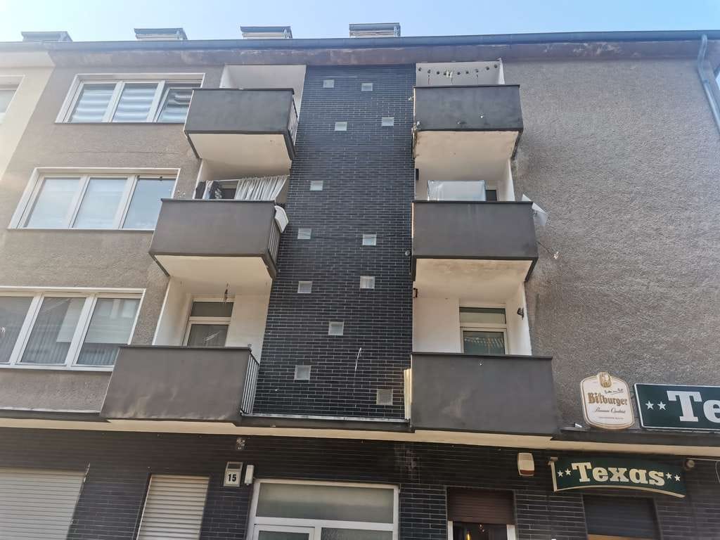Immobilie in Mönchengladbach - Kapitalanlage in zentraler Lage – Vermietete 3-Zimmer-Etagenwohnung mit Balkon - Bild 0