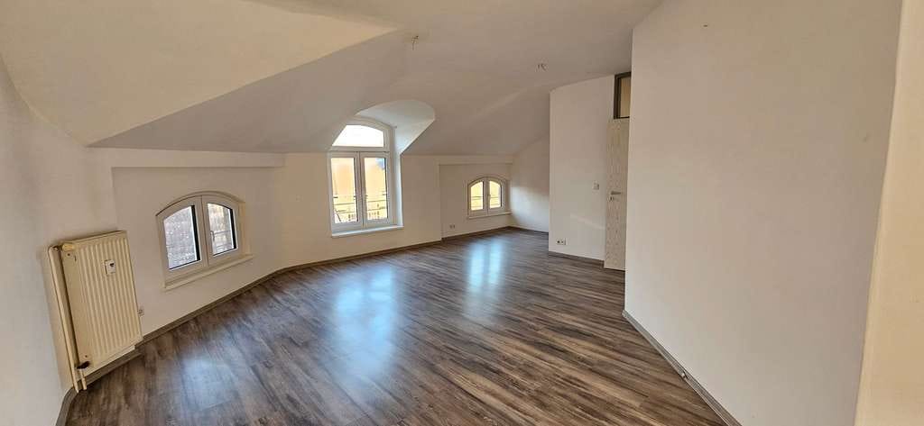 Immobilie in Mühlhausen - Willkommen über den Dächern von Mühlhausen – Eigentumswohnung in perfekter Altstadtlage - Bild 1