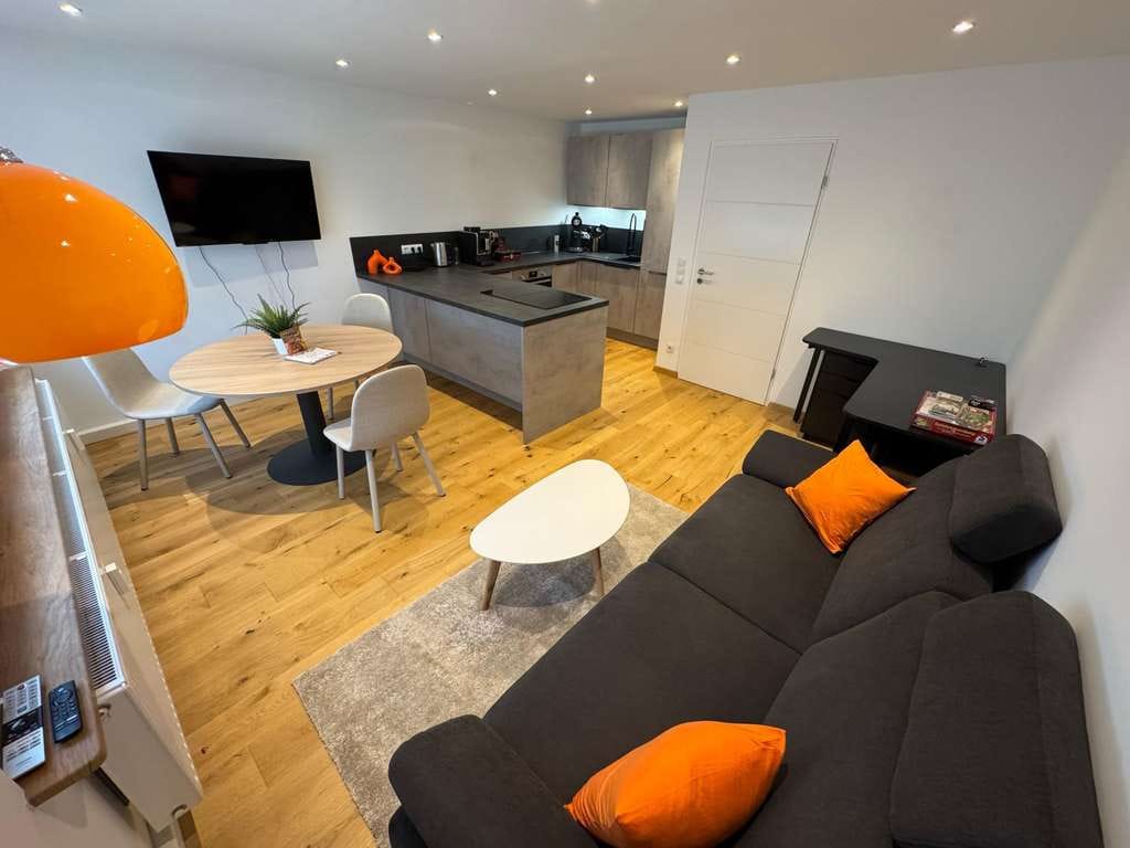 Immobilie in Koblenz - Modernisierte 2-Zimmer-Wohnung in Koblenz-Arenberg, zum Kauf!
Sofort bezugsfrei! - Bild 1