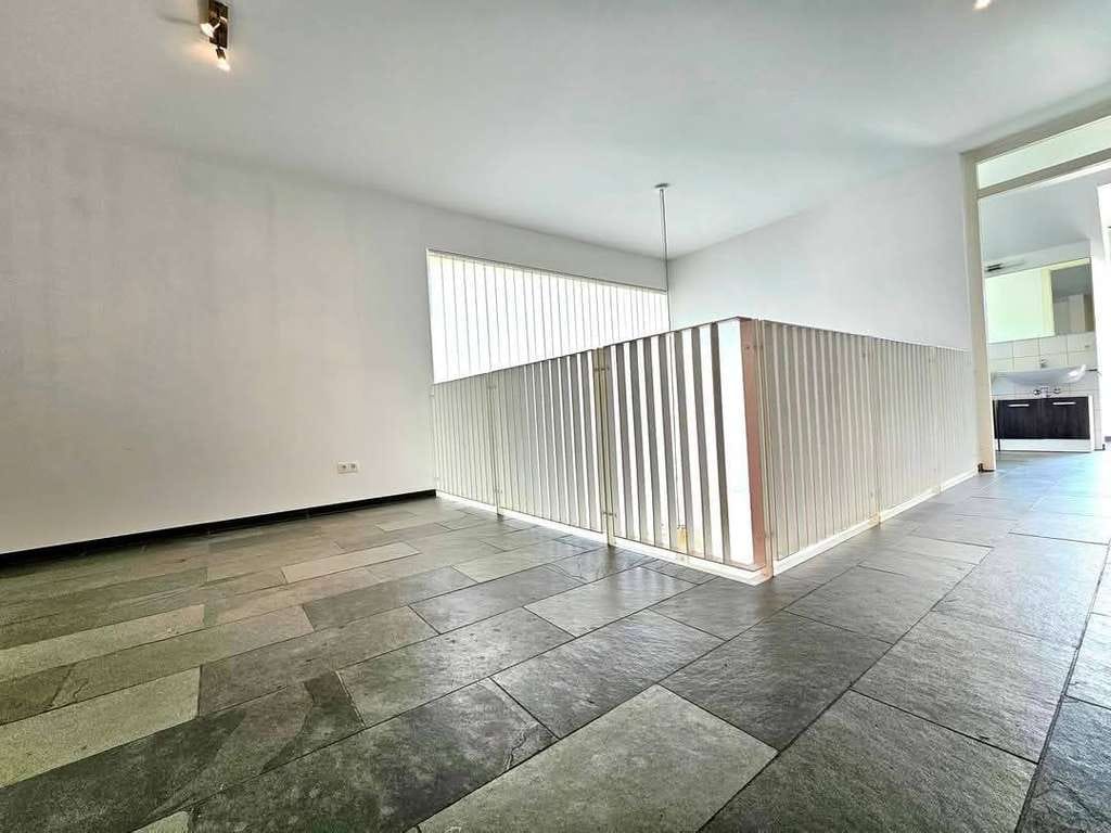 Immobilie in Trippstadt - Modernes Wohnerlebnis auf vier Ebenen – Stilvolles Reihenendhaus in Trippstadt - Bild 3