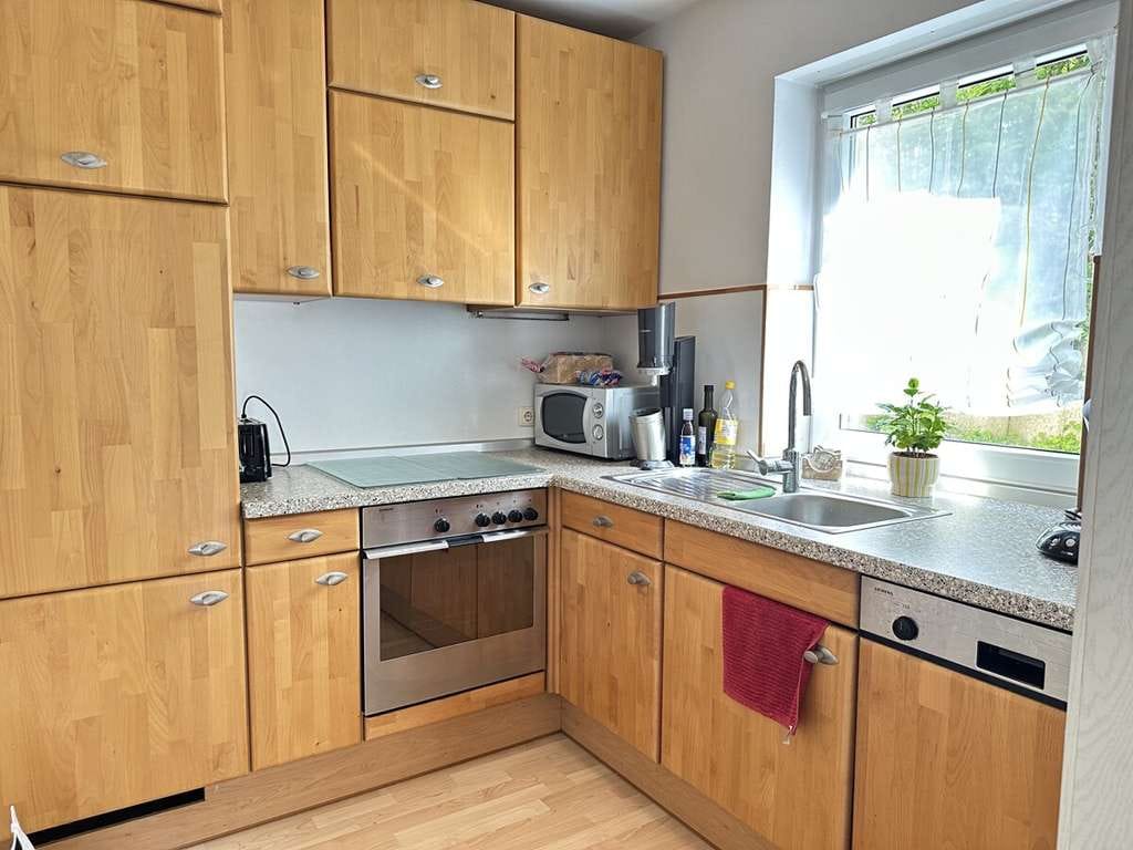 Immobilie in Grafling - Kapitalanlage: Solide vermietete 2 1/2 Zimmer-ETW mit Balkon + Terrasse u. ca. 100 m2 eigenem Garten - Bild 4