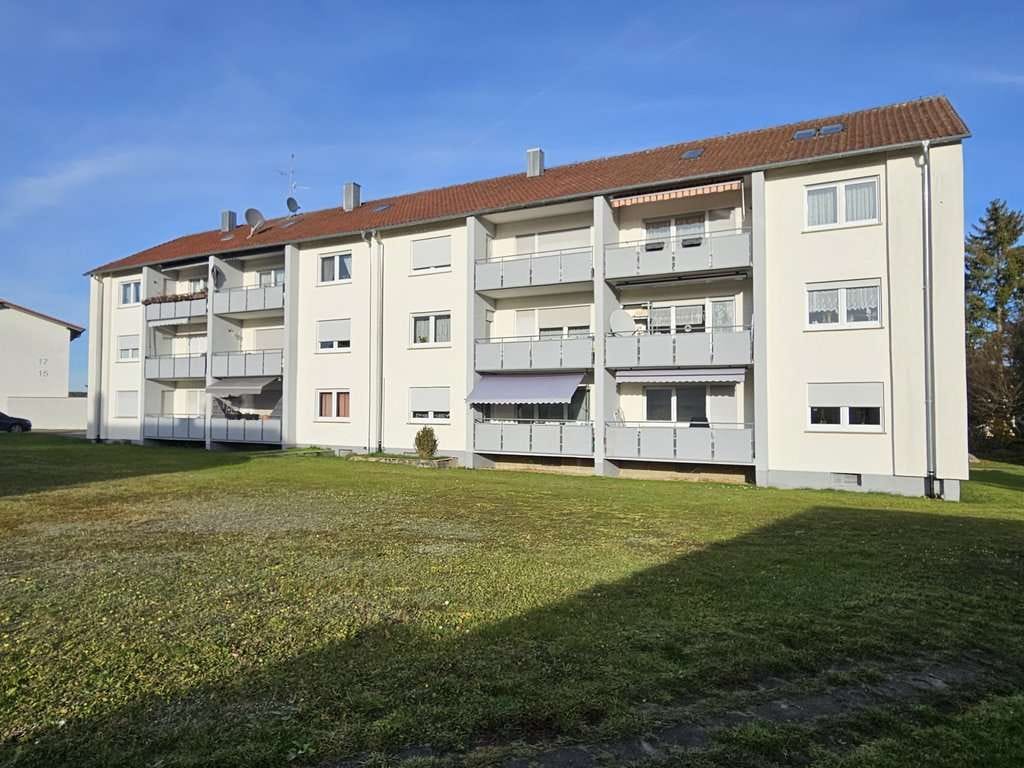 Immobilie in Stetten am kalten Markt - Attraktive 3-Zimmer Wohnung mit Potenzial in Stetten - Bild 0
