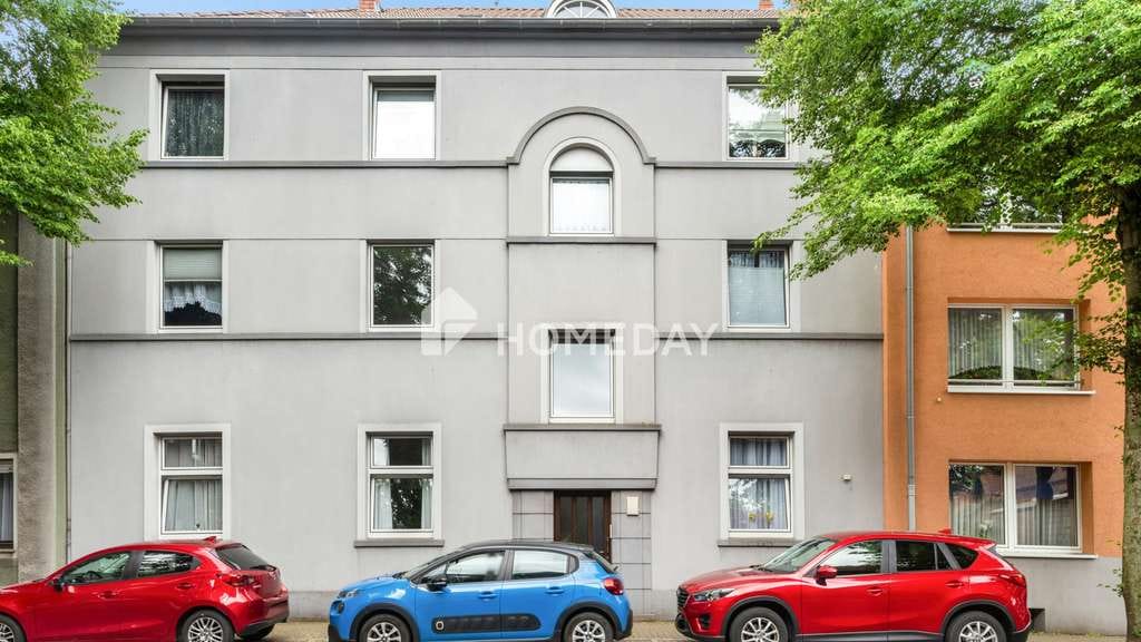 Immobilie in Gladbeck - Kapitalanlage mit Entwicklungspotenzial – Gepflegtes Mehrfamilienhaus auf großzügigem Grundstück
 - Bild 0