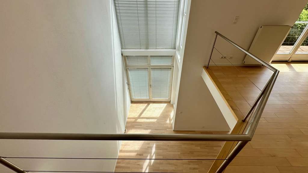 Immobilie in Hettenshausen - Lichtdurchflutete Luxus-DHH mit offener Architektur von Privat - Bild 0