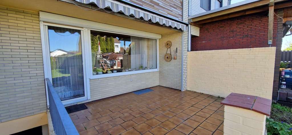 Immobilie in Schöningen - Klein, fein, dein: Wohlfühlhaus mit Terrasse & Entwicklungsmöglichkeiten - Bild 2