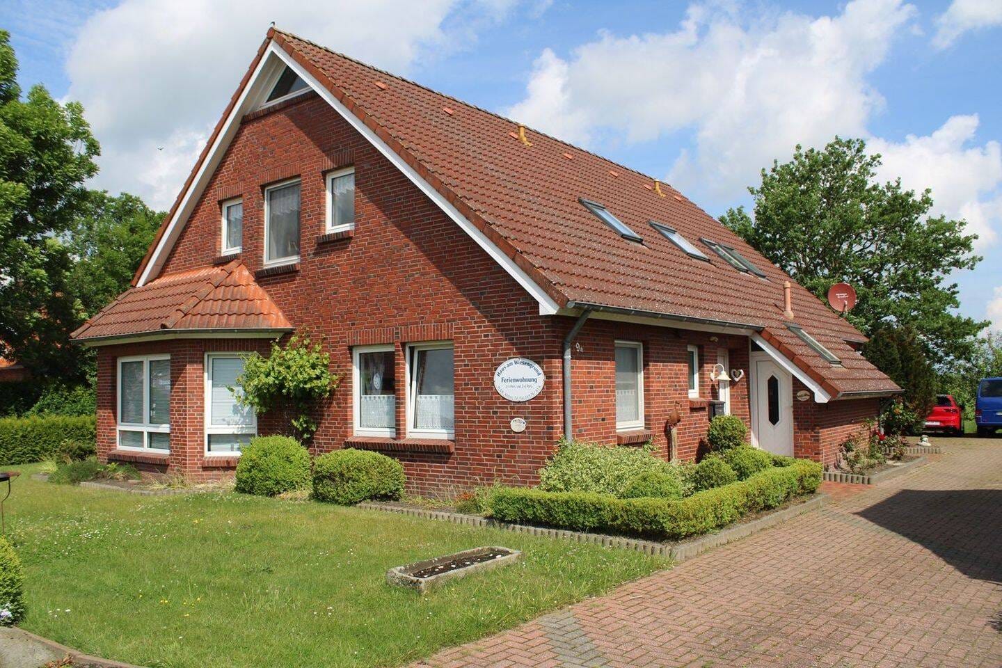 Immobilie in Werdum - Nr. 1547 geräumiges Wohnhaus mit 2 zusätzl. FeWo's in Werdum - Bild 1