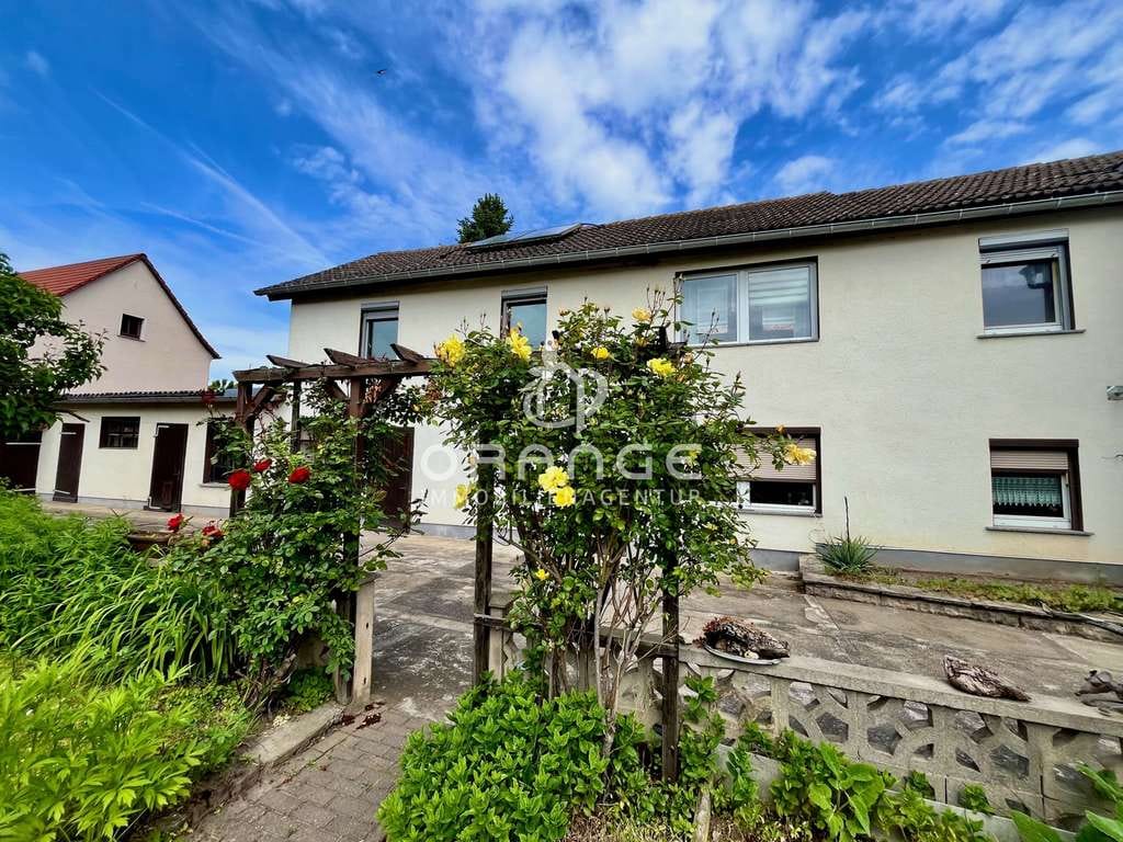 Immobilie in Goseck - *** Ein Haus, viele Perspektiven – ideal für Familien und Generationenwohnen *** - Bild 2