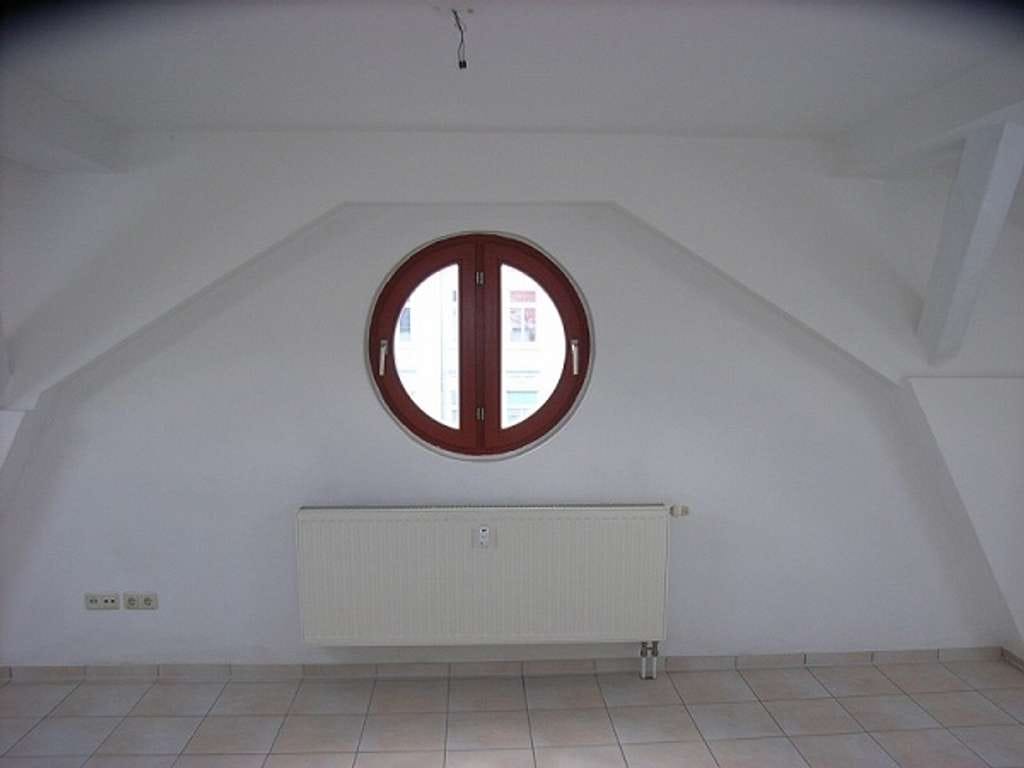 Immobilie in Heinsdorfergrund - Hübsche 2-Raum-Singlewohnung mit Lift  - Bild 4