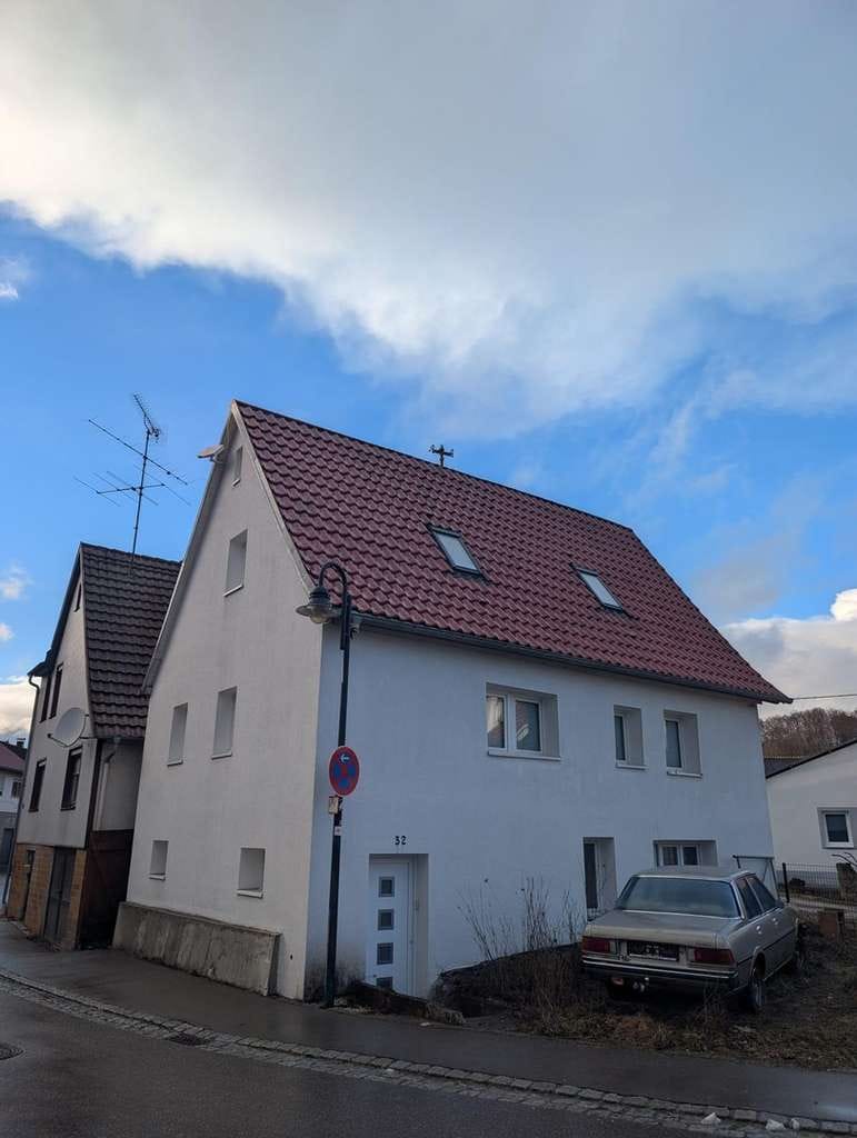 Immobilie in Münsingen - Schickes Einfamilienhaus mit Gestaltungspotential - Bild 0