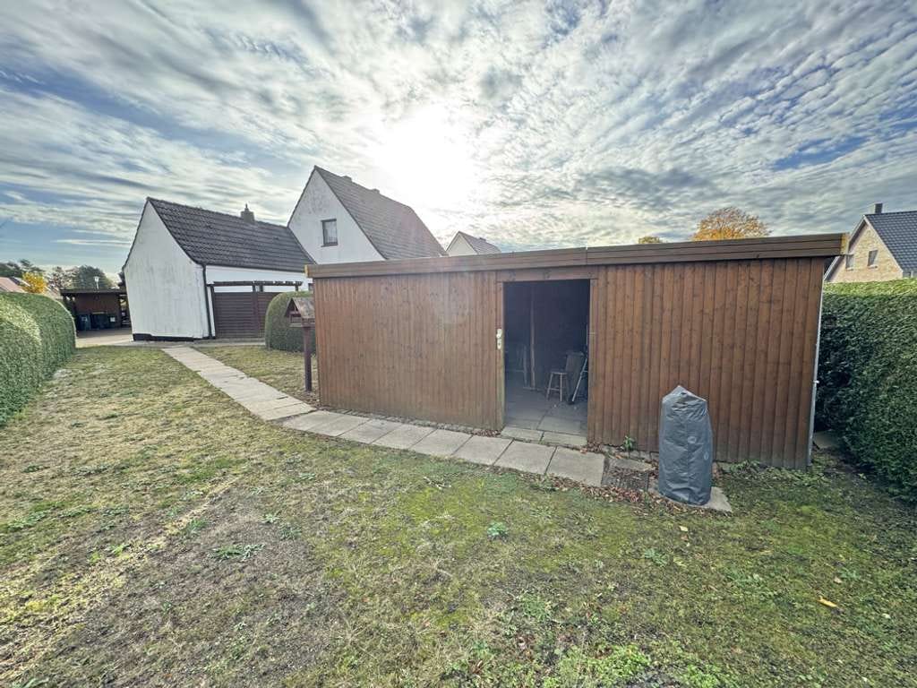 Immobilie in Heidekamp - Heidekamp - renovierungsbedürftiges Einfamilienhaus/ Baugrundstück mit Teilkeller in charmanter Wohn - Bild 4