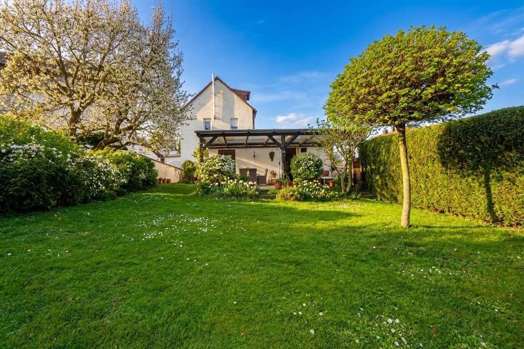 Immobilie in Bad Soden - Zweifamilienhaus am Feldrand zwischen Idylle und Zentrum - Bild 0