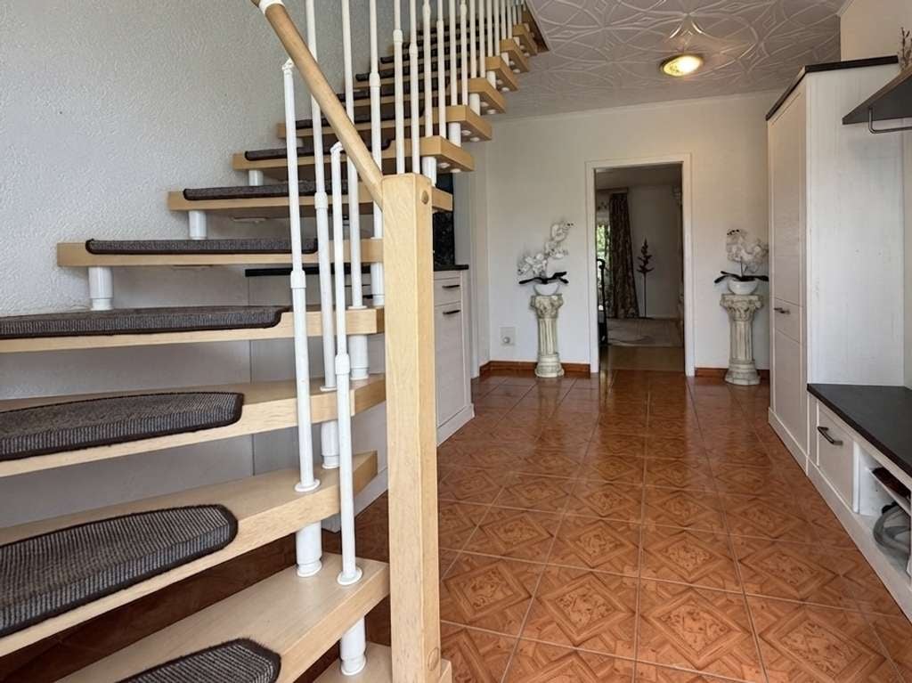 Immobilie in Hohn - Familienfreundliches Zuhause mit großem Garten und Sauna - Bild 3