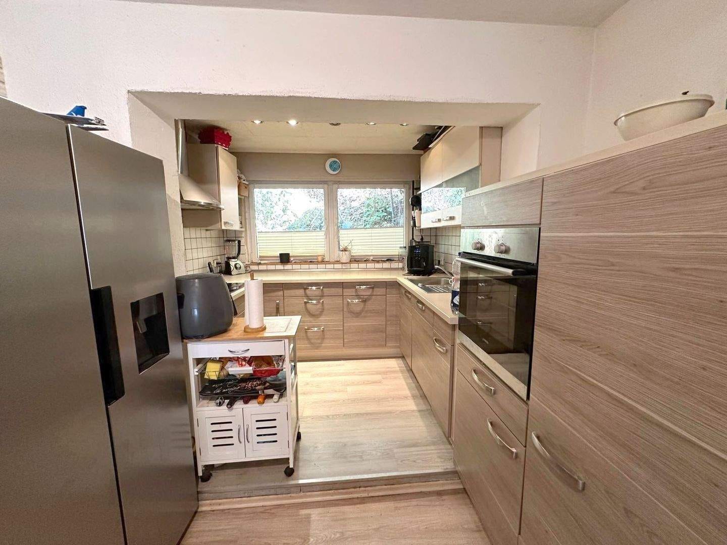 Immobilie in Riveris - Raus aus der Miete, ab ins eigene, renovierte Haus mit Einlieger-Apartment, Garten & Doppelgarage! - Bild 2