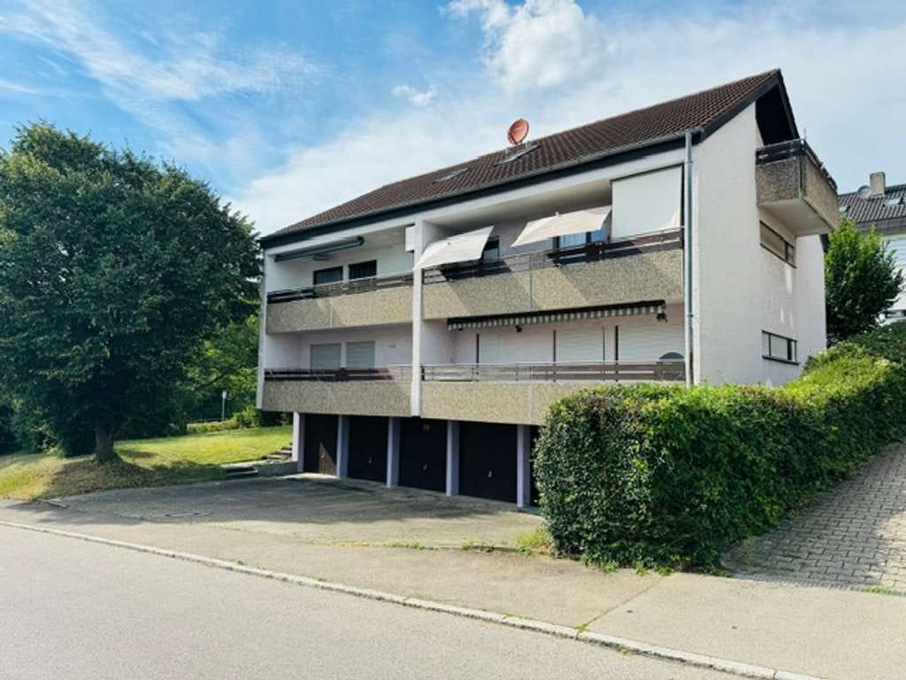 Immobilie in Nürtingen - 1-Zimmer Wohnung mit großem Balkon und Fernblick - Nahe Medius Klinik  - Bild 0