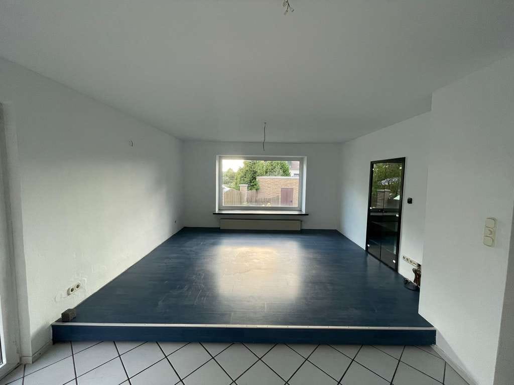 Immobilie in Calberlah - Charmante 5-Zimmer-EG-Wohnung mit großem Garten und Keller - Bild 1