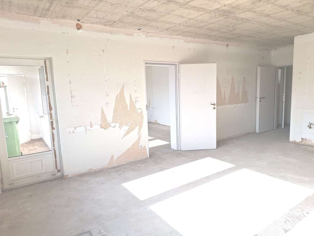 Immobilie in Troisdorf - Solide und zentrale Wohnung / Kapitalanlage im Zentrum von Troisdorf - Bild 4