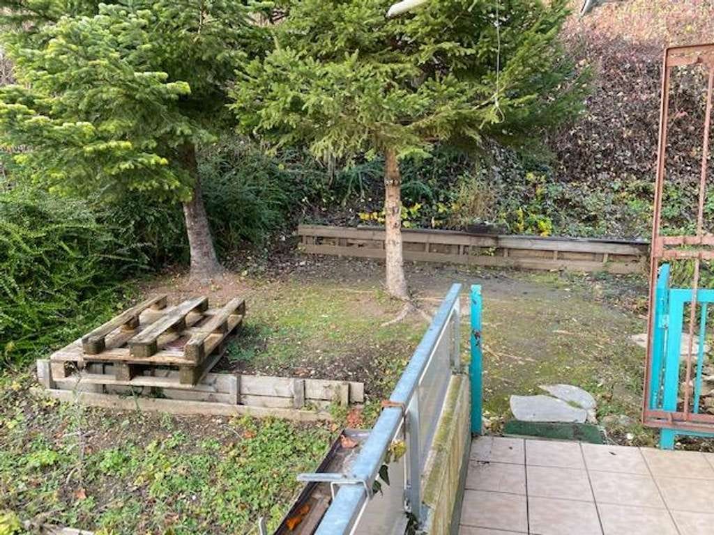 Immobilie in Waldshut-Tiengen - Attraktive grosszügige 4 ½-Zi-ETW, Waldshut-Haspel, Villenlage, Rheinblick, grosser Südblk., Terr... - Bild 1