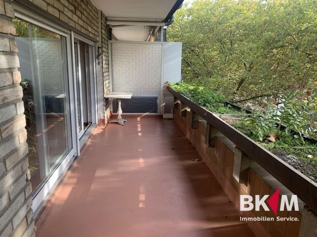 Immobilie in Lünen - Großzügige 3-Zimmer-Eigentumswohnung mit Garage und großem Balkon  - Bild 2