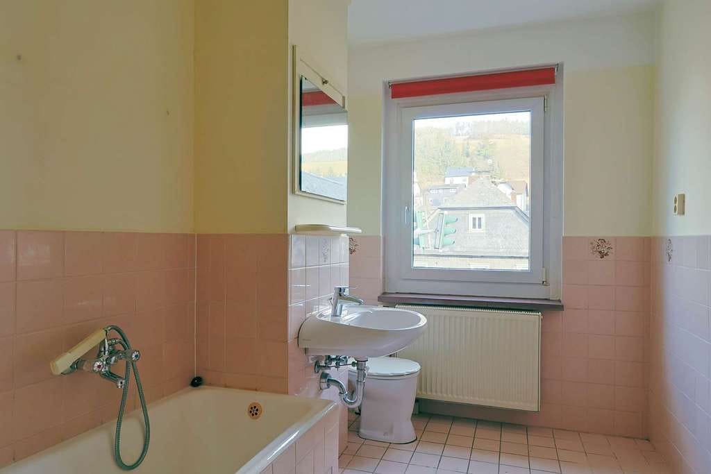 Immobilie in Probstzella - Bezugsfreie 2-Zimmer-Wohnung in zentraler Lage - Bild 1