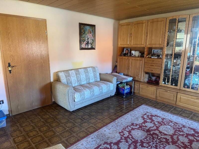 Immobilie in Wipfeld - Einfamilienhaus mit kleiner Einliegerwohnung im Weindorf Wipfeld - Bild 4