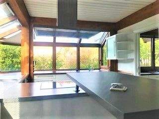 Immobilie in Kösching - Architektenhaus mit viel Licht und Platz für Familie, Gäste und Büro - EBK, div. Einbauschränke, Sauna, Garten, Garage, Stellplätze - Kösching - Bild 1