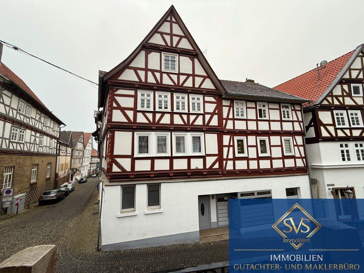 Immobilie in Homberg - Attraktives Wohn- und Geschäftshaus in bester Innenstadtlage von Homberg (Efze) - Bild 1