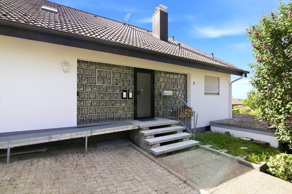 Immobilie in Rümmingen - Lichtdurchflutete Erdgeschosswohnung mit Kamin, Balkon & Wintergarten in ruhiger Lage - Bild 4