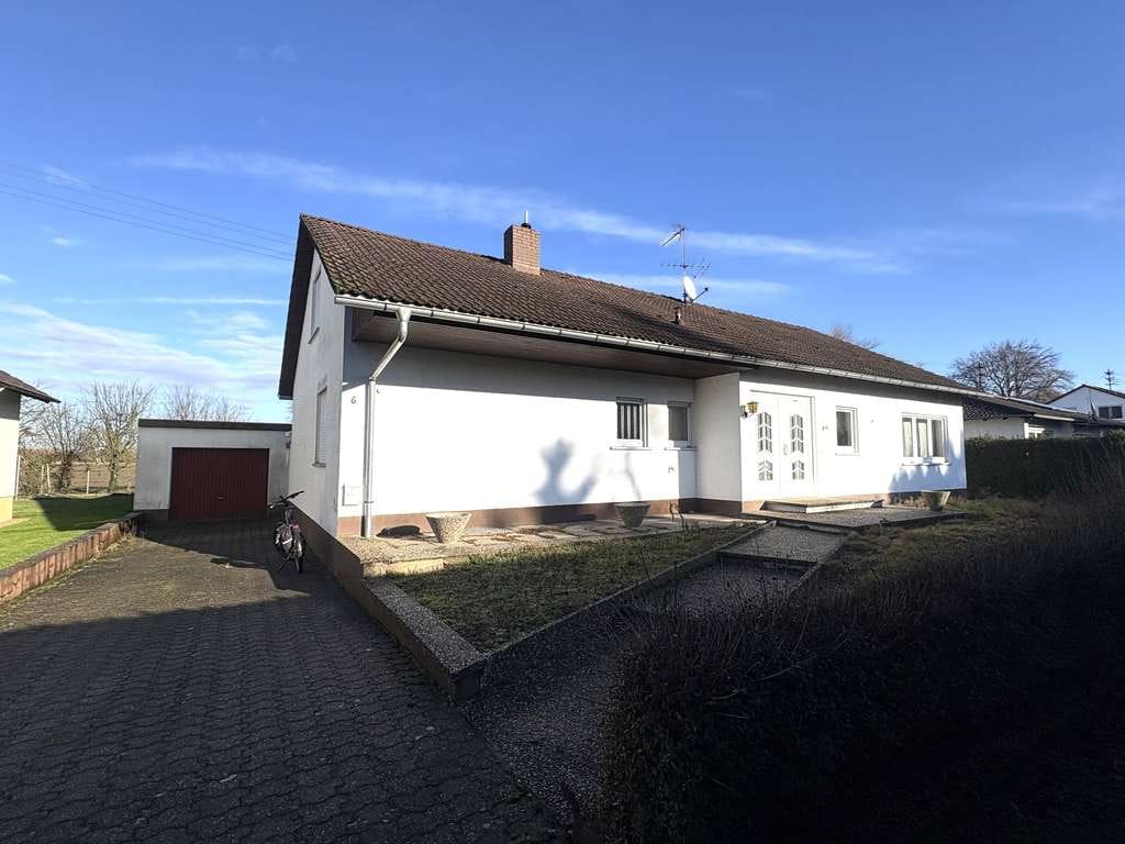 Immobilie in Leimersheim - Einfamilienhaus in Feldrandlage mit Ausbaupotential - Bild 0