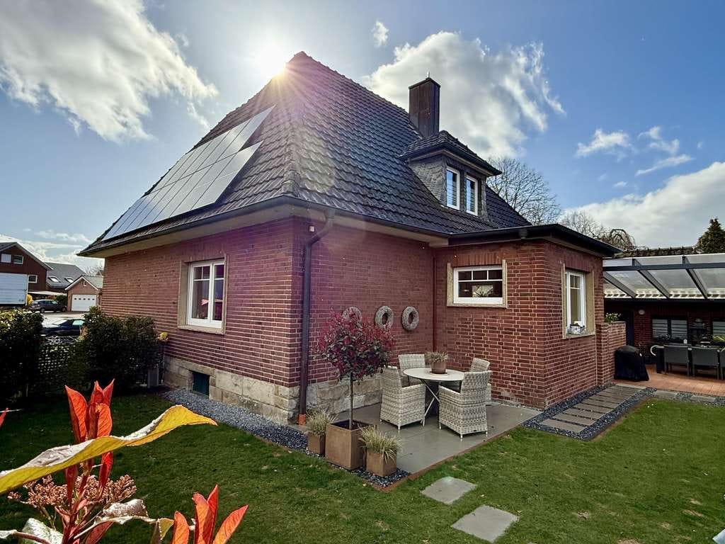 Immobilie in Gescher - Charmantes Haus mit Wohlfühlatmosphäre und Ausbaupotenzial - Bild 0