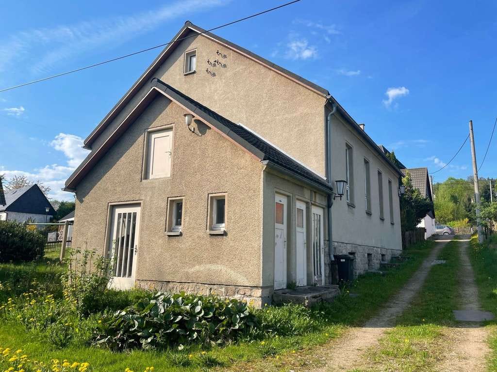 Immobilie in Schwarzenberg/Erzgebirge - Einmalige Immobilien auf einem Grundstück "Große Kirche - Kleines Haus" - Bild 4
