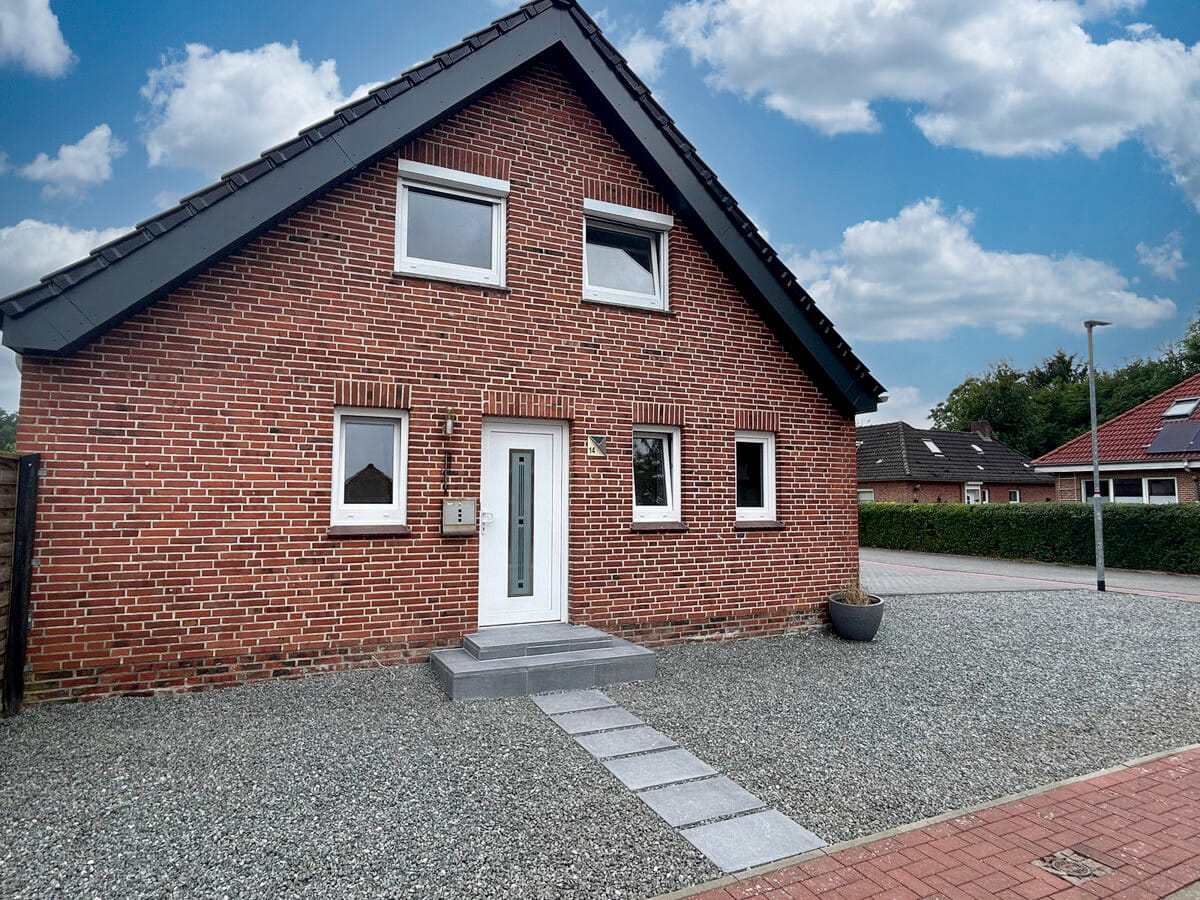 Immobilie in Helse - Charmantes, vollständig modernisiertes Einfamilienhaus in ruhiger Sackgassenlage mit großzügigem Garten! - Bild 0