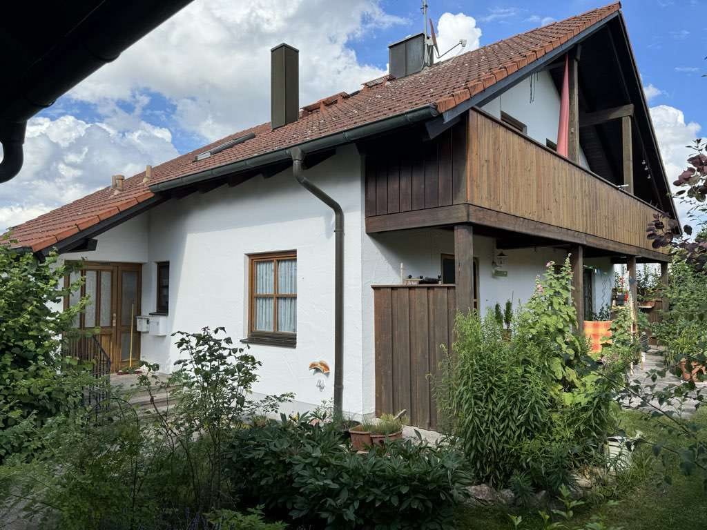 Immobilie in Pollenfeld - Mehrfamilienhaus mit 3 Wohneinheiten in Pollenfeld - Bild 1
